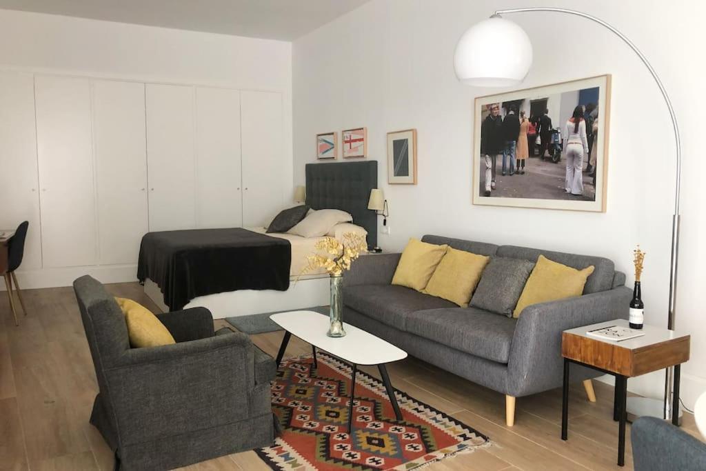 Appartement En Triana, Tranquilo, Independiente Sevilla
