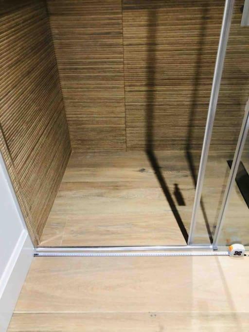 Appartement En Triana, Tranquilo, Independiente *